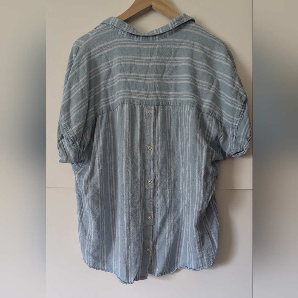 Thread & Supply Light Blue Striped Buttonless Blouse - Picture 6 of 10
